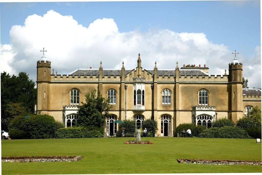 לינה וארוחת בוקר גרייט מיסנדן The Coach House At Missenden Abbey מראה חיצוני תמונה